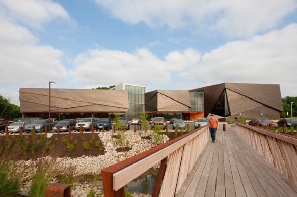 The Critical Role Of Outdoor Spaces For The 21st Century Library